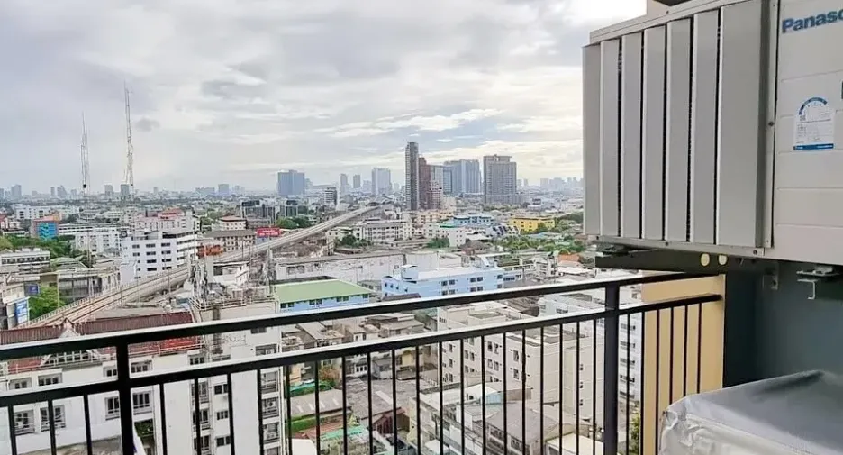 For sale そして for rent 2 ベッドルーム condo in Bang Phlat, Bangkok