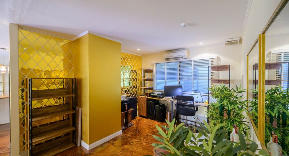 For sale 3 bedrooms condo in Bang Lamung, Chonburi