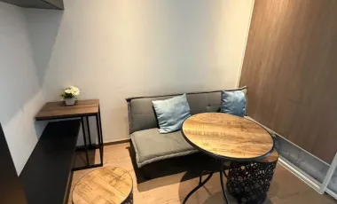 À vendre 1 chambre condo à Khlong Toei, Bangkok