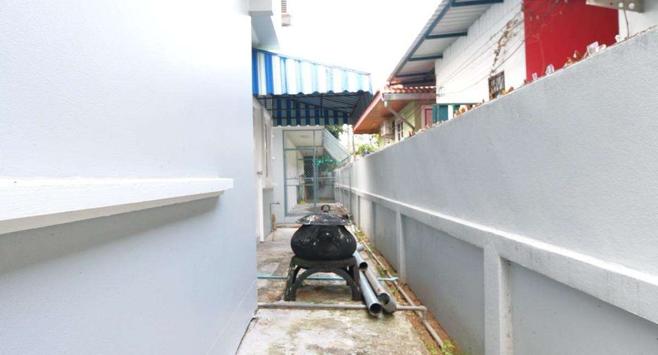 For sale 4 bedrooms house in San Sai, Chiang Mai
