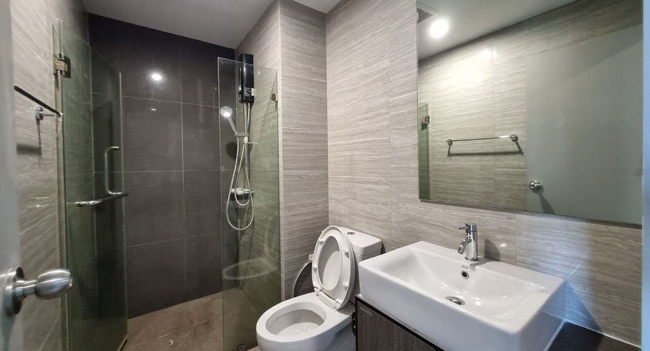 For rent 1 Beds condo in Bang Phlat, Bangkok