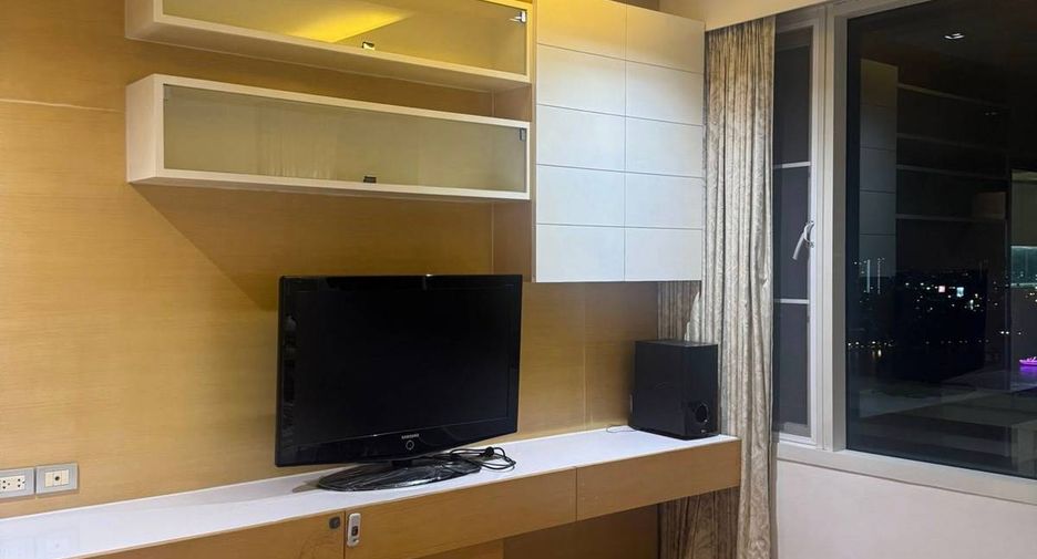À louer 2 chambres condo à Bang Kho Laem, Bangkok