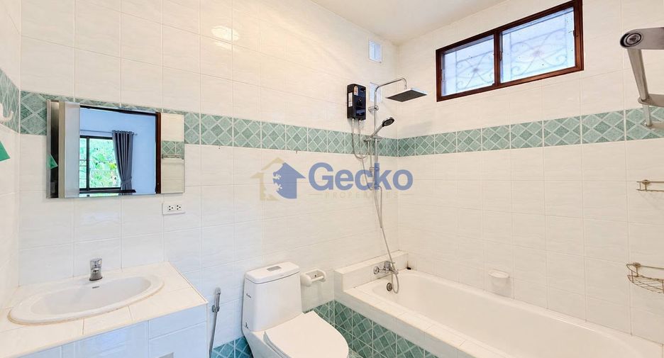 For rent 2 bedrooms house in Bang Lamung, Chonburi