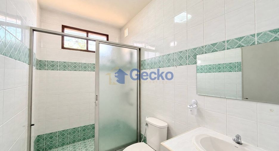 For rent 2 bedrooms house in Bang Lamung, Chonburi