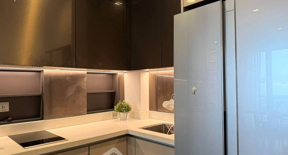 For rent 2 bedrooms condo in Ratchathewi, Bangkok
