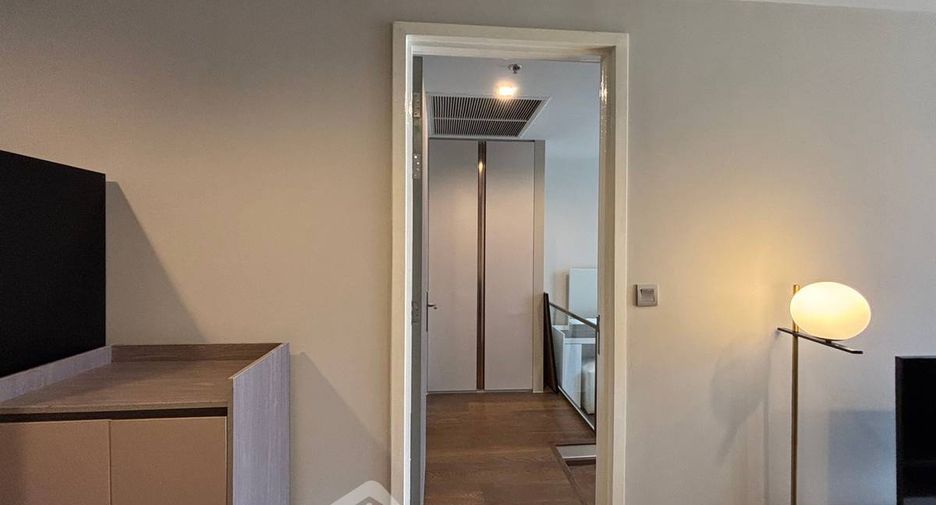 Condo en alquiler de 1 habitaciones en Khlong Toei, Bangkok