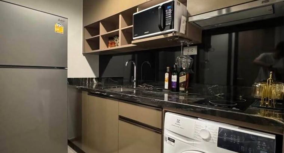 For rent 1 bed condo in Khlong Toei, Bangkok