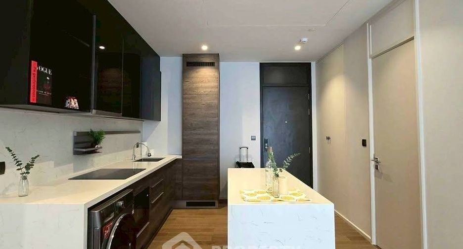 For rent 2 bedrooms condo in Pathum Wan, Bangkok