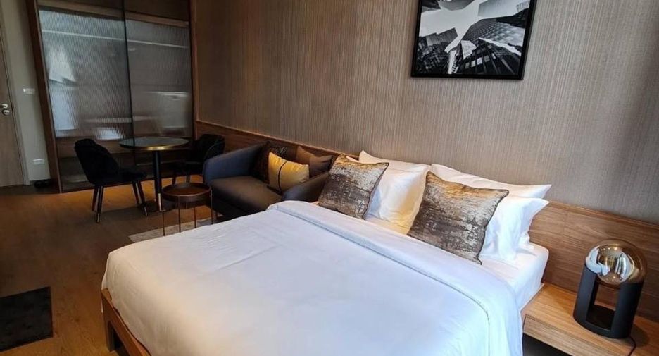 For rent 1 bed condo in Khlong Toei, Bangkok
