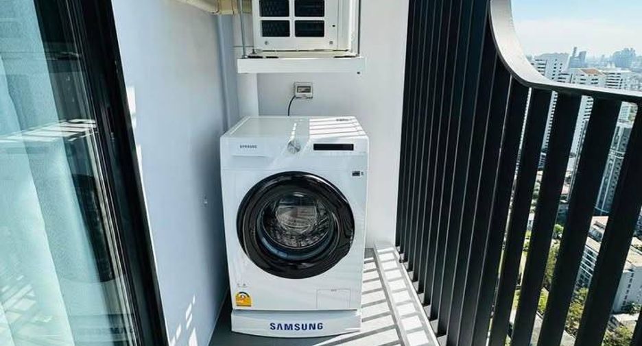 For rent 1 bed condo in Watthana, Bangkok