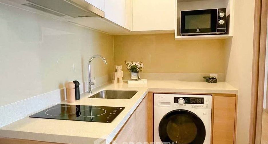 Condo en alquiler de 2 habitaciones en Watthana, Bangkok