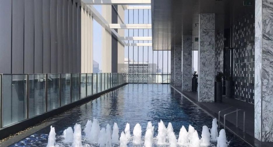 For rent 2 bedrooms condo in Khlong Toei, Bangkok