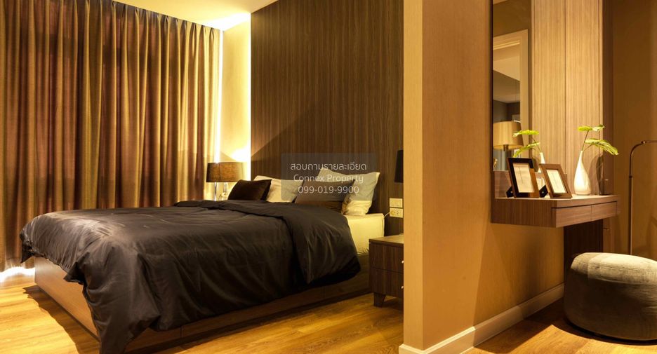 For rent 3 bedrooms condo in Khlong Toei, Bangkok