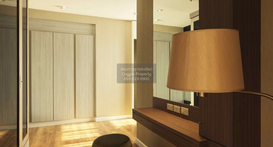 For rent 3 bedrooms condo in Khlong Toei, Bangkok