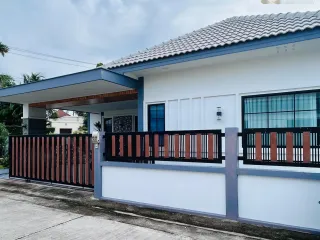 For rent 3 bedrooms house in Bang Lamung, Chonburi