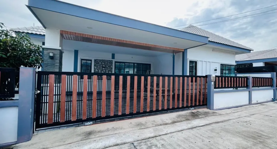 For rent 3 bedrooms house in Bang Lamung, Chonburi