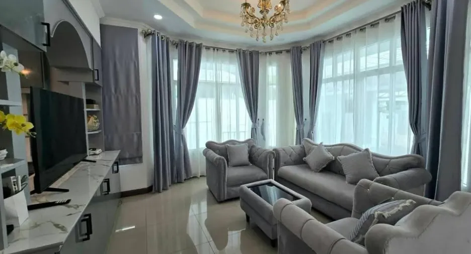 À vendre 3 chambres maison à Bang Lamung, Chonburi