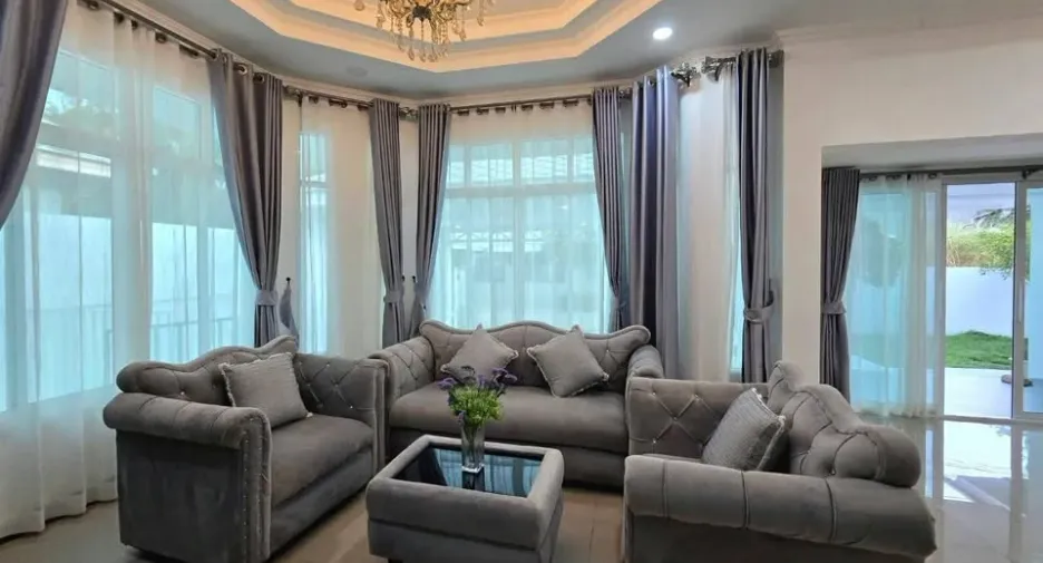 À vendre 3 chambres maison à Bang Lamung, Chonburi