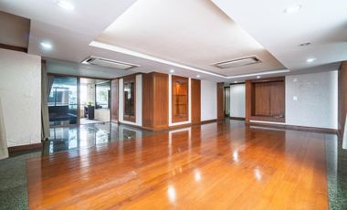 À vendre 3 chambres condo à Watthana, Bangkok