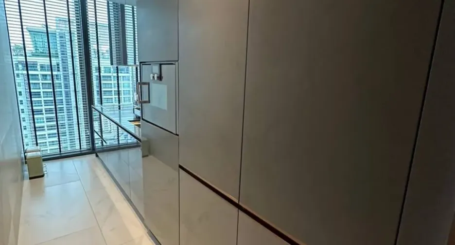 Condo en venta de 2 habitaciones en Khlong Toei, Bangkok