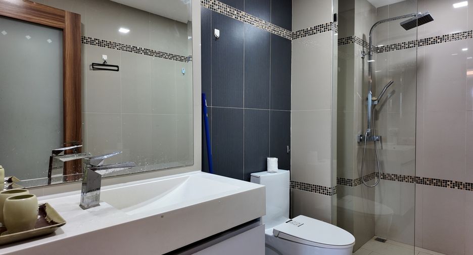 For sale 1 bed condo in Bang Lamung, Chonburi