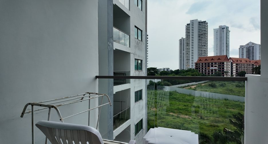 For sale 1 bed condo in Bang Lamung, Chonburi