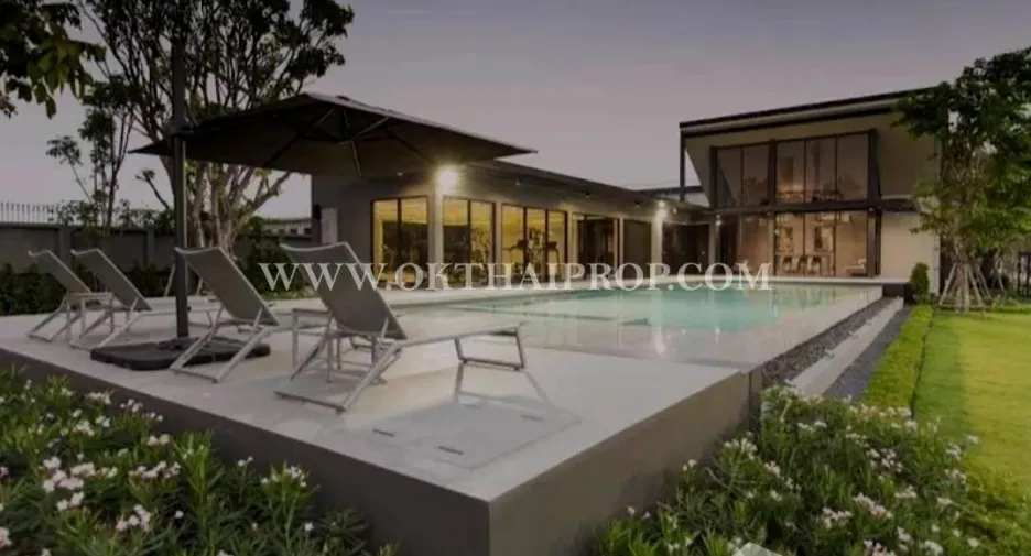 À vendre 3 chambres maison de ville à Bang Kruai, Nonthaburi