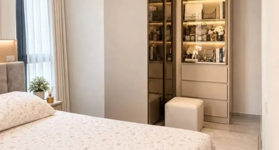 For rent 2 bedrooms condo in Thon Buri, Bangkok