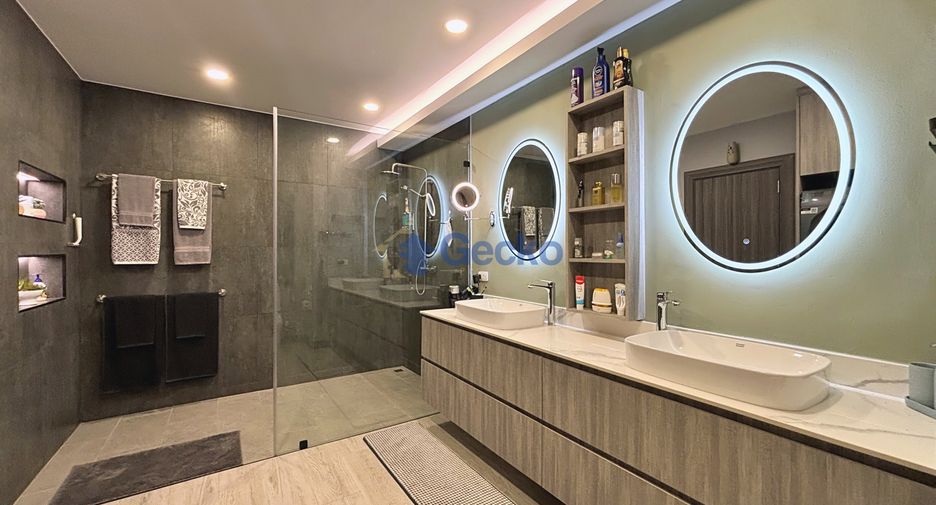 For sale 1 bed condo in Jomtien, Pattaya