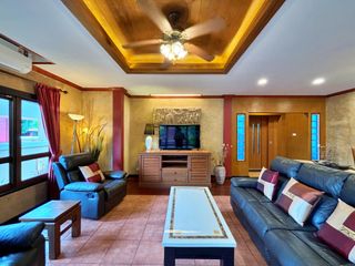 For rent and for sale 3 bedrooms house in Bang Lamung, Chonburi