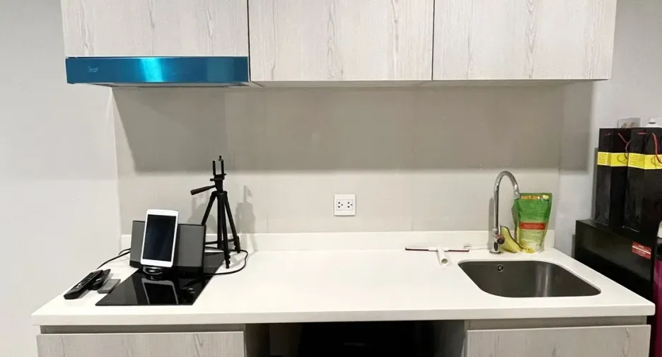 For rent 1 bed condo in Pathum Wan, Bangkok