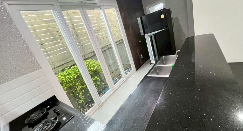 Продажа и аренда 4 спальни дом в Пхукет Тощн, Пхукет
