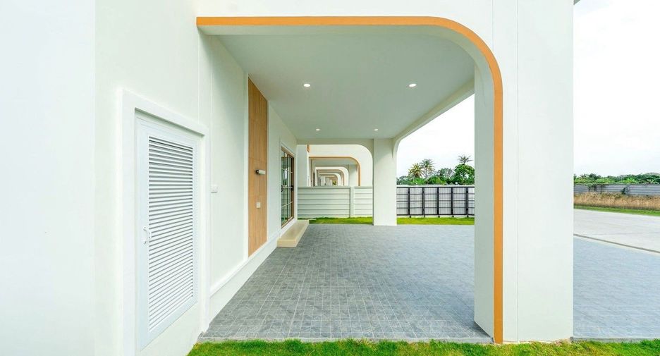 Casa en venta de 3 habitaciones en Saraphi, Chiang Mai