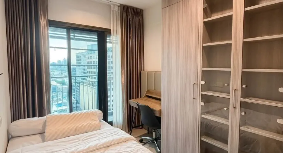 For rent 1 bed condo in Thon Buri, Bangkok