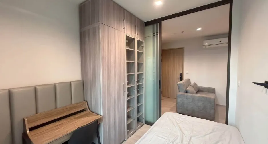 For rent 1 bed condo in Thon Buri, Bangkok