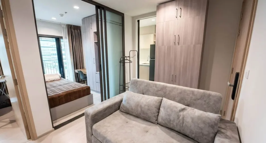 For rent 1 bed condo in Thon Buri, Bangkok