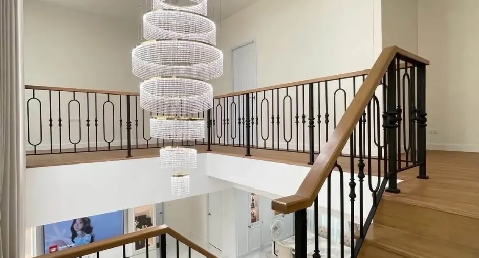 Аренда и продажа 5 спальни дом в Bang Phli, Самутпракан