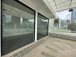 Gewerbefläche zur Miete in Bang Rak, Bangkok