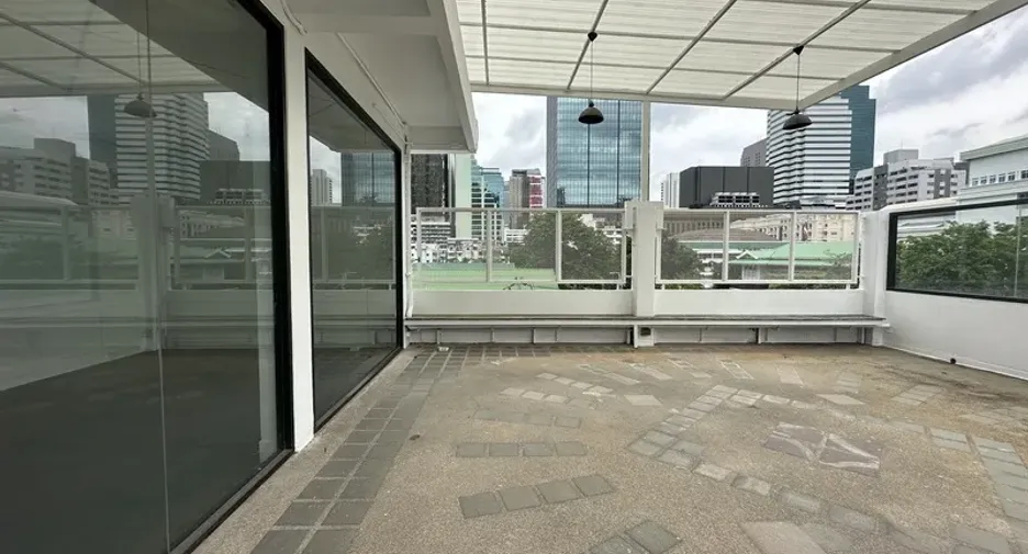 Gewerbefläche zur Miete in Bang Rak, Bangkok