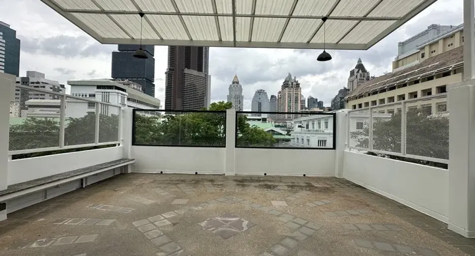 Gewerbefläche zur Miete in Bang Rak, Bangkok