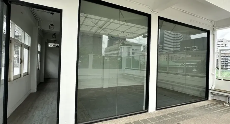 Gewerbefläche zur Miete in Bang Rak, Bangkok