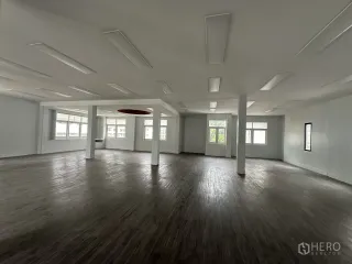 Gewerbefläche zur Miete in Bang Rak, Bangkok