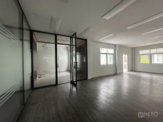 Gewerbefläche zur Miete in Bang Rak, Bangkok
