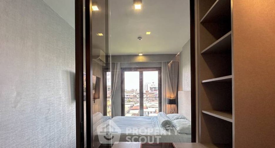 For sale 1 bed condo in Watthana, Bangkok