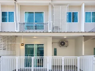 Reihenhaus zur Miete mit 3 Zimmer in Mueang Chiang Mai, Chiang Mai