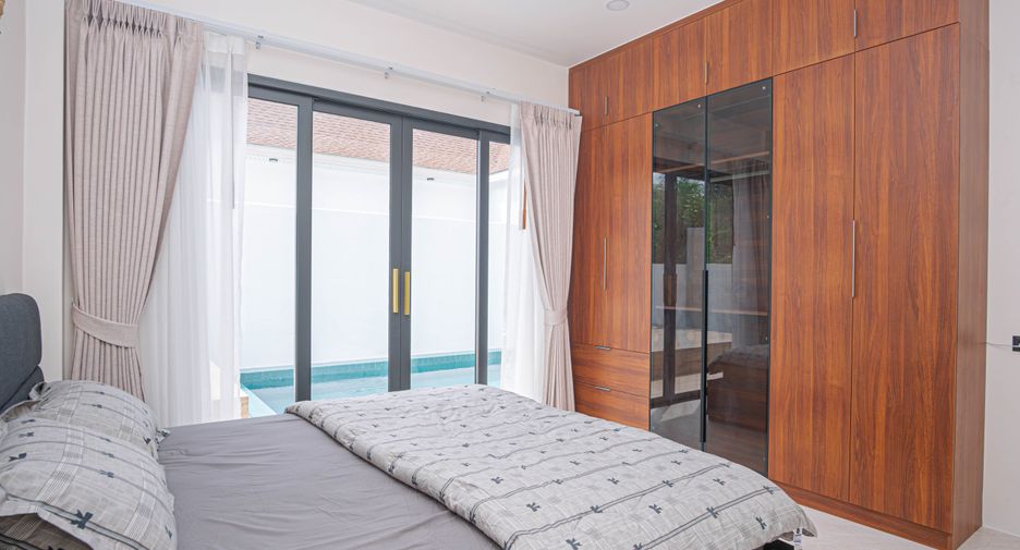 Villa en alquiler de 3 habitaciones en Mueang Phuket, Phuket