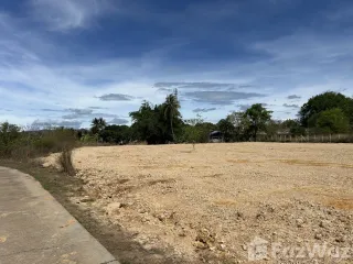 出售 土地 在 华欣, 班武里府