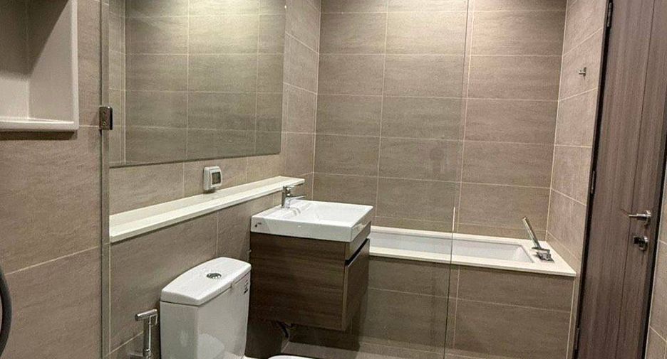 For sale 2 ベッドルーム condo in Bang Kho Laem, Bangkok