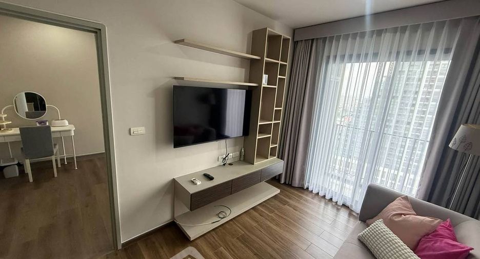 For sale 1 bed condo in Phaya Thai, Bangkok