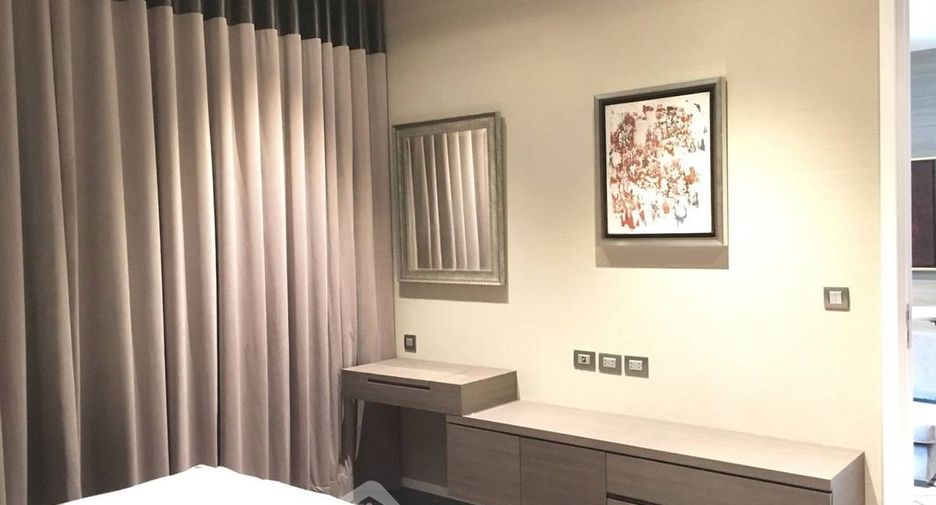 For sale 1 bed condo in Khlong Toei, Bangkok